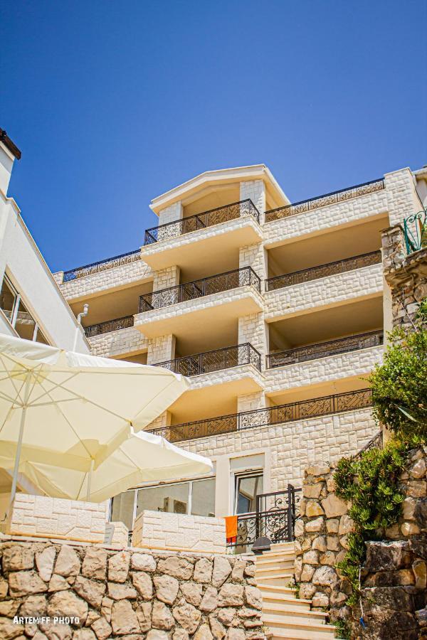 Apartments Lux Life Utjeha Εξωτερικό φωτογραφία